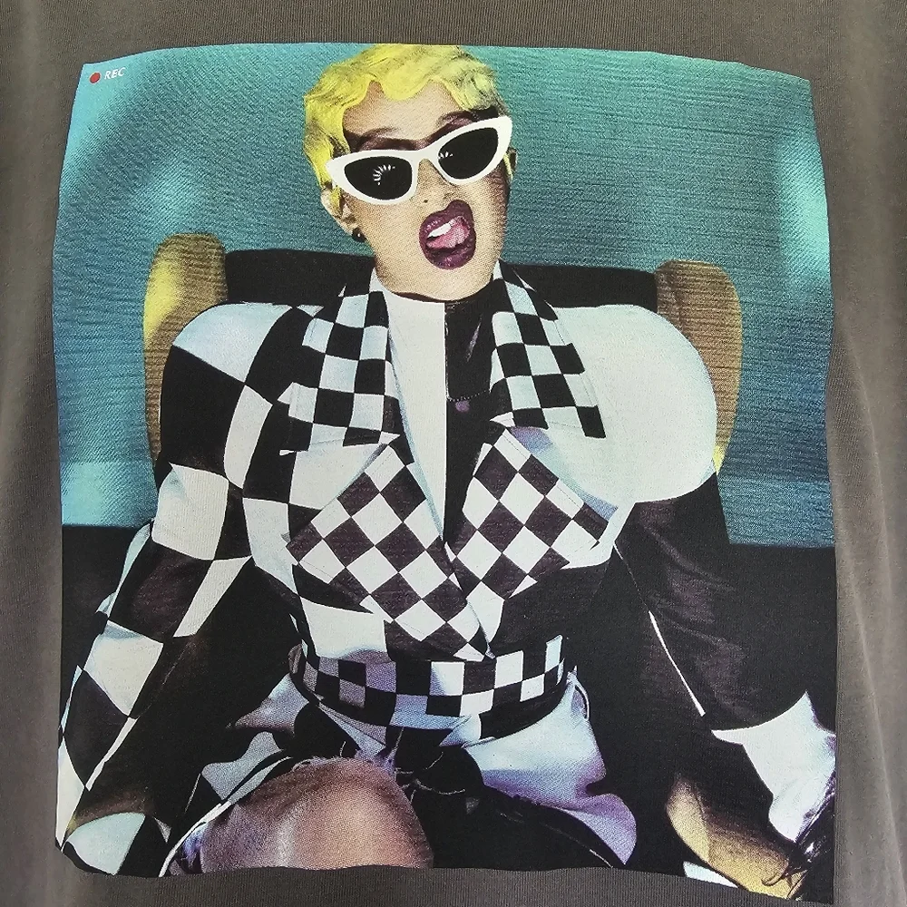 Cardi B "Invasion of Privacy" Album Grey Short Sleeve Graphic T-Shirt Size M - Picture 5 of 12